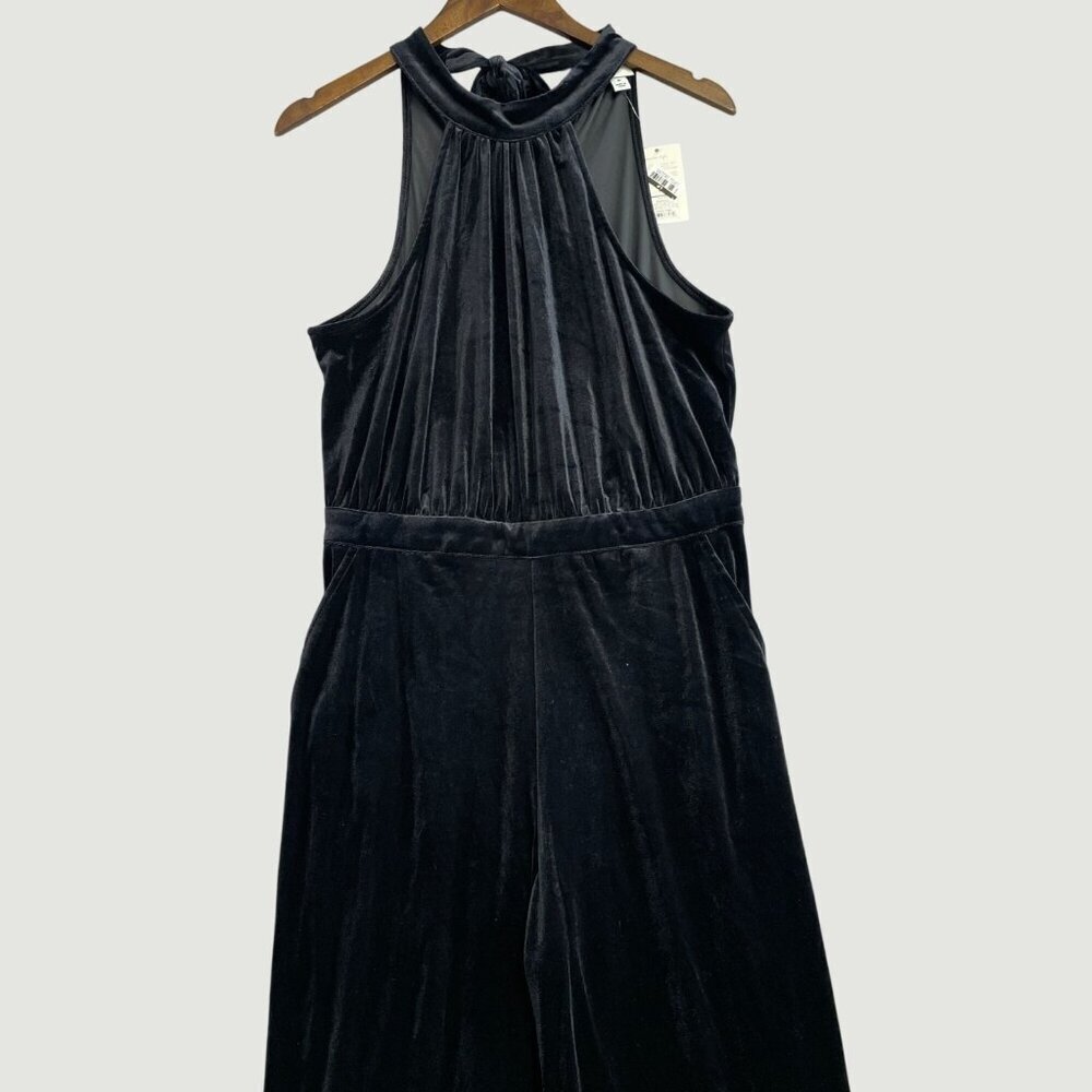 NEW  Women's M Jumpsuit Velvet Sleeveless Halter High neck Black A new day h1175 - Picture 3 of 9